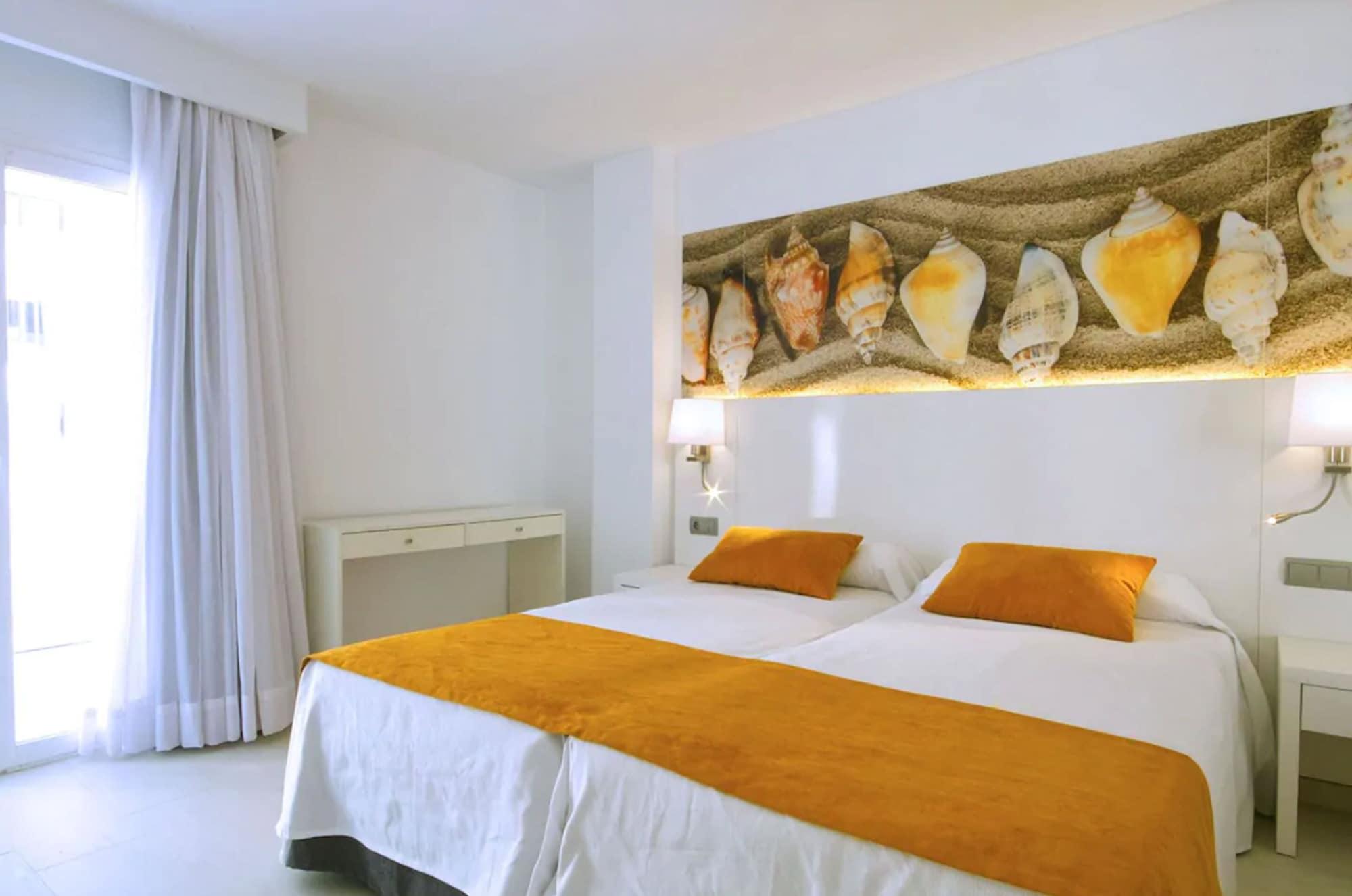 Apartahotel Balansat Port de Sant Miguel